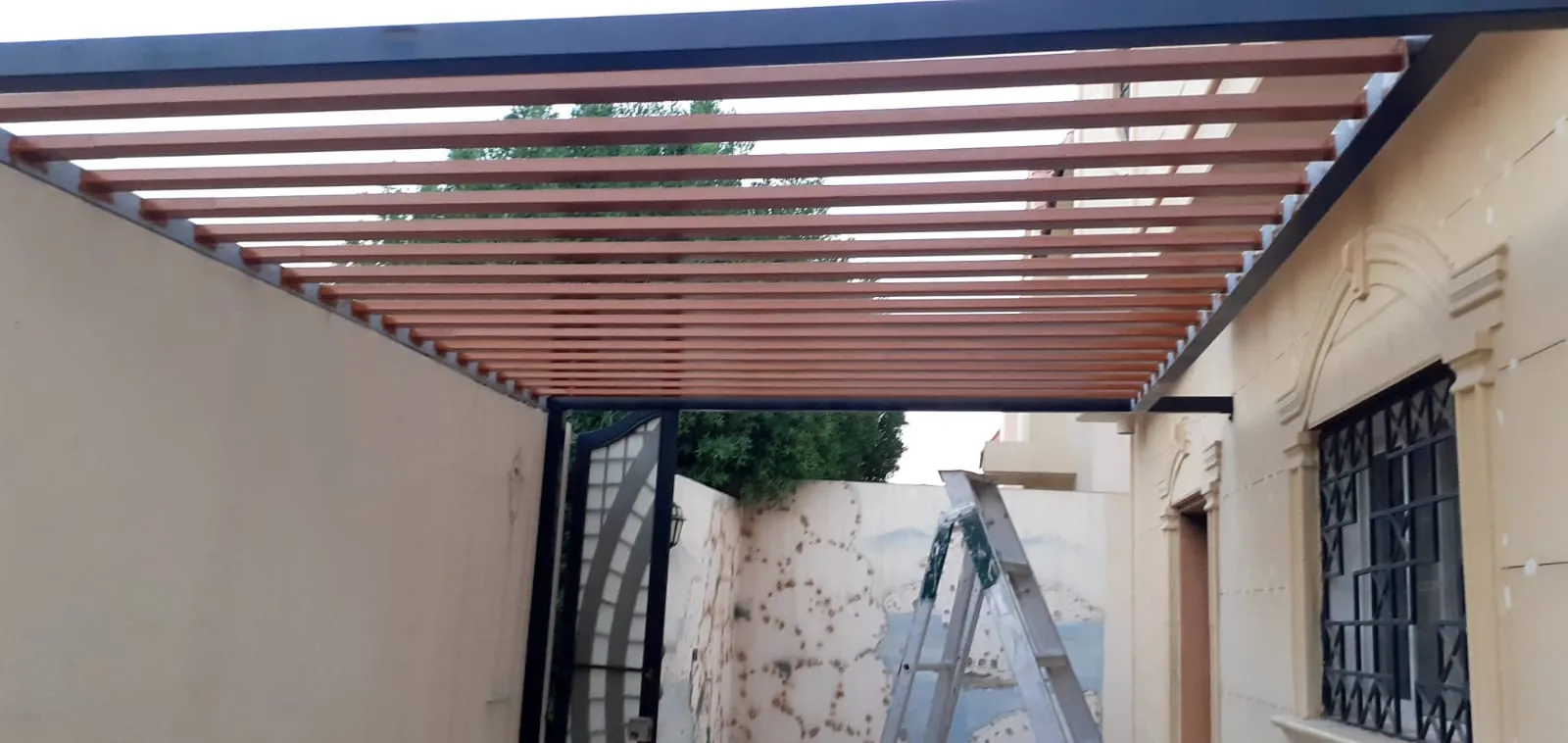 تصميم مظلة مسبح الدمام