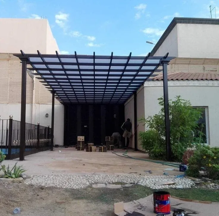 معلم مظلات احترافي في الدمام